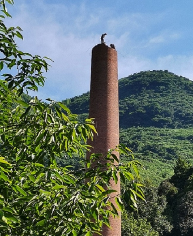 廢棄煙囪拆除：城市發(fā)展進(jìn)程中不可或缺的關(guān)鍵一步！